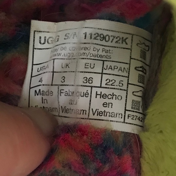 UGG Fluff Yeah Pixelate Slide Slippers Faux Fur Rainbow Fuzzy Cozy Colourful 4 - Picture 4 of 4